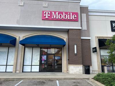 T-Mobile Authorized Retailer