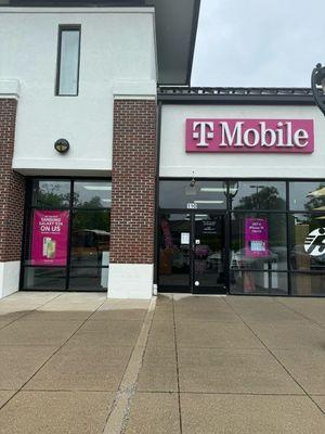 T-Mobile Authorized Retailer