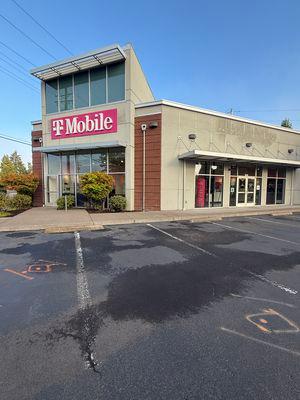 T-Mobile Authorized Retailer