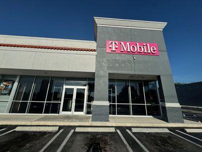 T-Mobile Experience Store