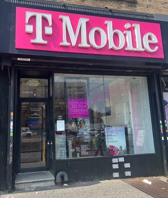 T-Mobile Authorized Retailer