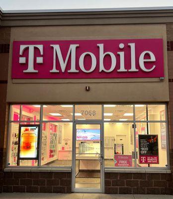 T-Mobile Authorized Retailer