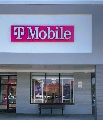 T-Mobile Authorized Retailer