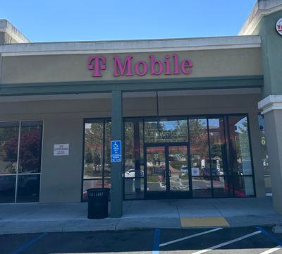 T-Mobile Authorized Retailer