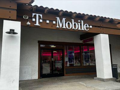 T-Mobile Authorized Retailer