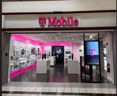 T-Mobile Authorized Retailer