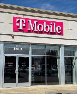 T-Mobile Authorized Retailer