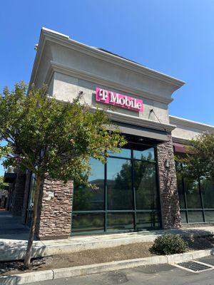 T-Mobile Authorized Retailer