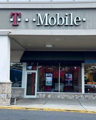 T-Mobile Authorized Retailer