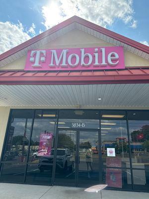 T-Mobile Authorized Retailer