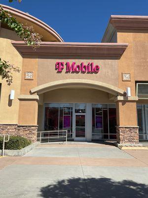 T-Mobile Authorized Retailer