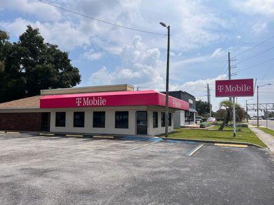 T-Mobile Authorized Retailer