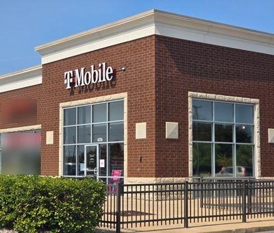 T-Mobile Authorized Retailer