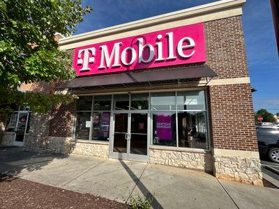 T-Mobile Experience Store