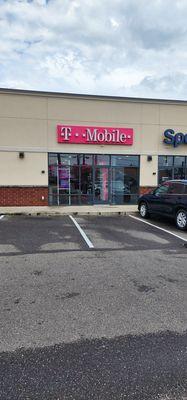 T-Mobile Authorized Retailer