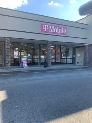 T-Mobile Authorized Retailer