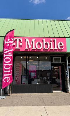 T-Mobile Authorized Retailer