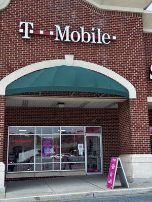T-Mobile Authorized Retailer