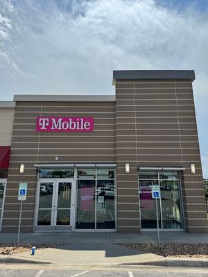 T-Mobile Experience Store