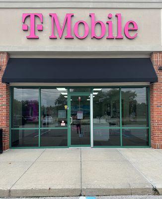 T-Mobile Authorized Retailer