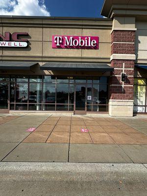 T-Mobile Authorized Retailer