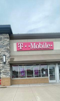 T-Mobile Authorized Retailer