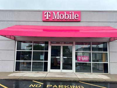 T-Mobile Authorized Retailer