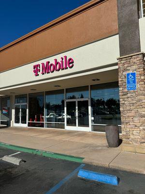 T-Mobile Authorized Retailer