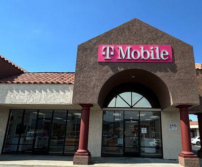 T-Mobile Authorized Retailer
