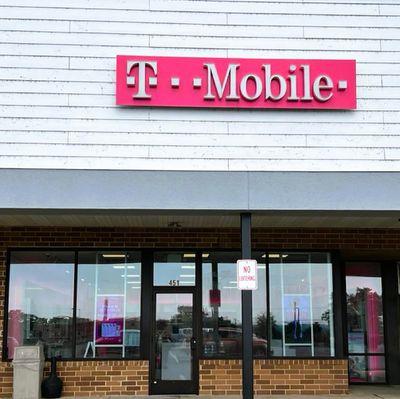 T-Mobile Authorized Retailer