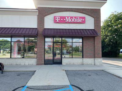 T-Mobile Authorized Retailer