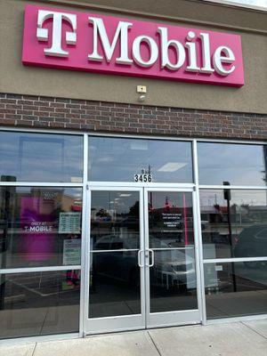 T-Mobile Authorized Retailer