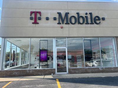 T-Mobile Authorized Retailer