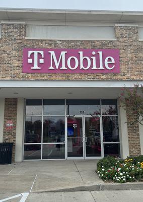 T-Mobile Authorized Retailer