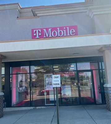 T-Mobile Authorized Retailer