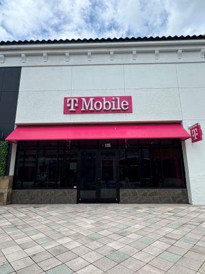 T-Mobile Experience Store