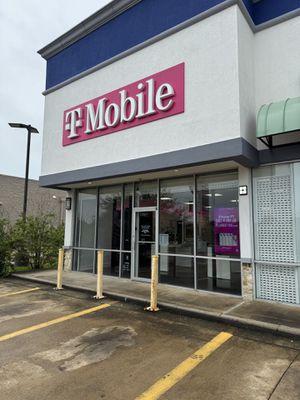 T-Mobile Authorized Retailer