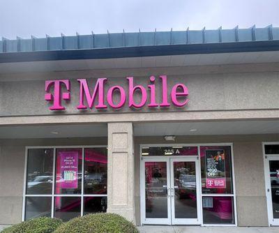 T-Mobile Authorized Retailer
