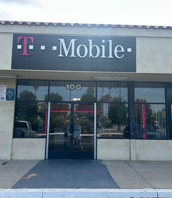 T-Mobile Authorized Retailer