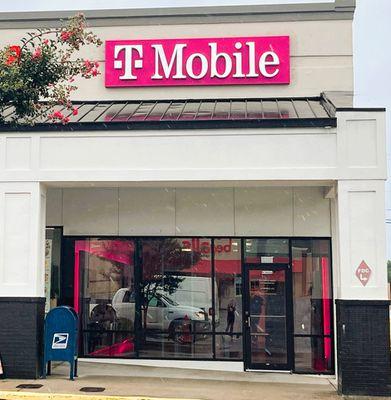 T-Mobile Authorized Retailer