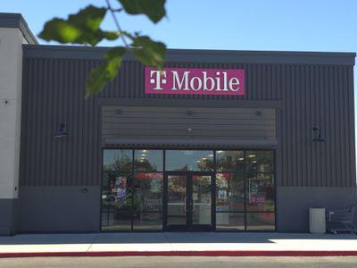 T-Mobile Authorized Retailer