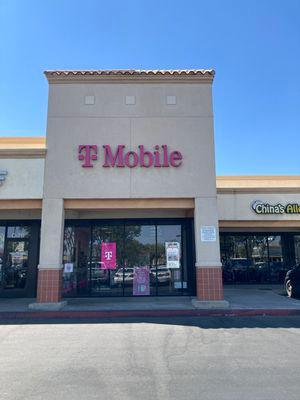 T-Mobile Authorized Retailer