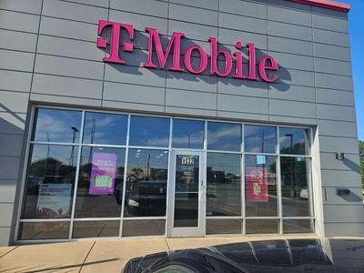 T-Mobile Authorized Retailer