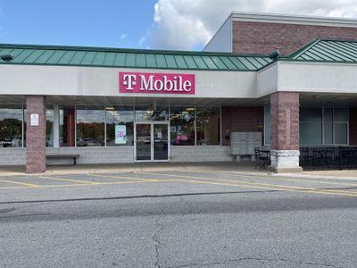 T-Mobile Authorized Retailer