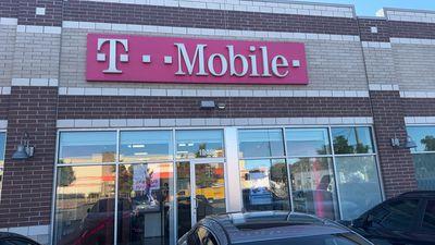 T-Mobile Authorized Retailer