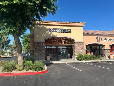 T-Mobile Authorized Retailer