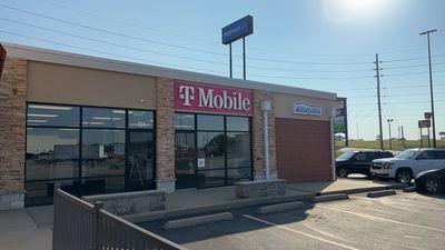 T-Mobile Authorized Retailer