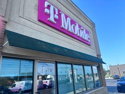 T-Mobile Authorized Retailer