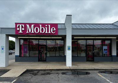 T-Mobile Authorized Retailer