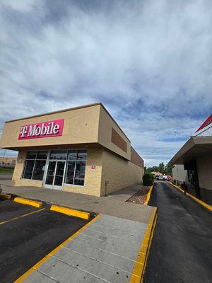 T-Mobile Experience Store